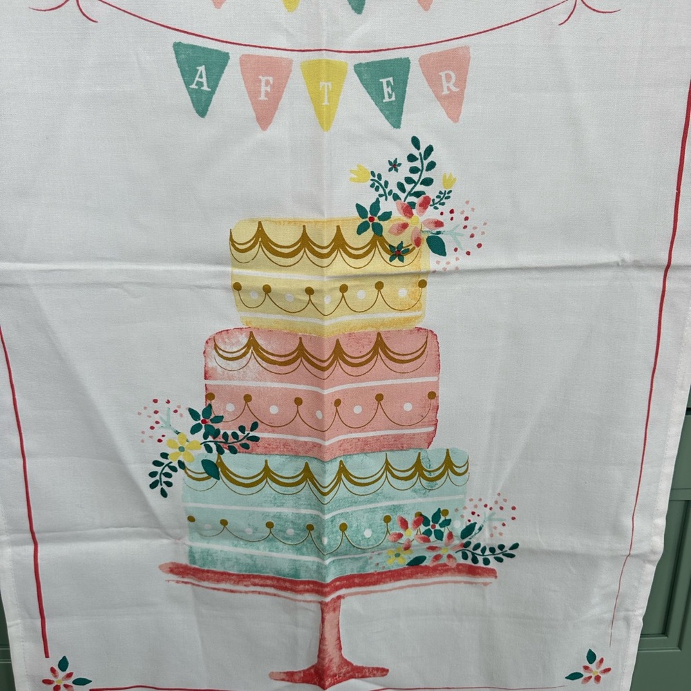 Sur La Table Kitchen Towel - Picture 4 of 5